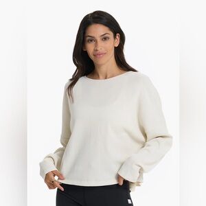 Vuori Slouchy Waffle Knit Shirt Top Oversized M/L Ivory EUC